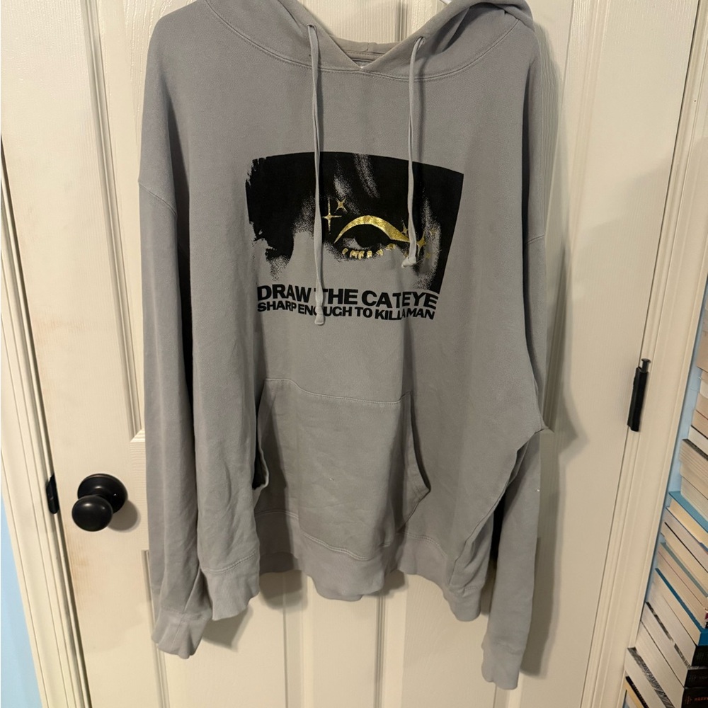 🩶 Taylor Swift Midnights “Draw the Cat Eye” Hoodie (XL) 🩶